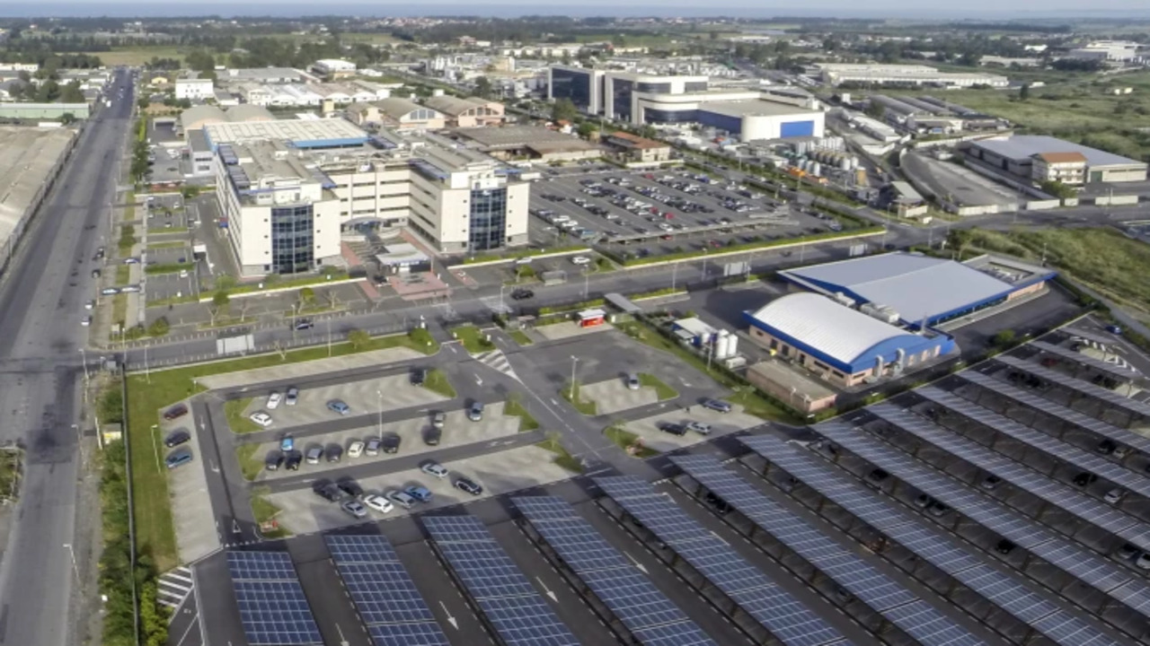 L'Italia al centro della fornitura europea per componenti per auto elettriche. Il carburo di silicio si fa a Catania